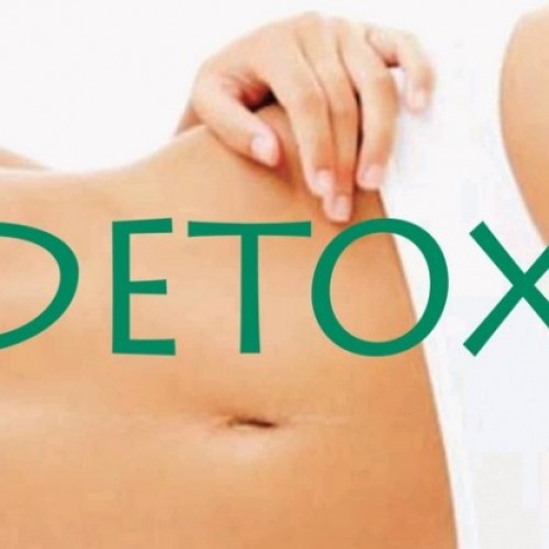 5 signalen die je lichaam geeft wanneer het weet dat het moet detoxen!