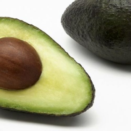 De vraag naar avocado’s groeit als een gek.. Maar dit heeft wel een ENORM nadeel..