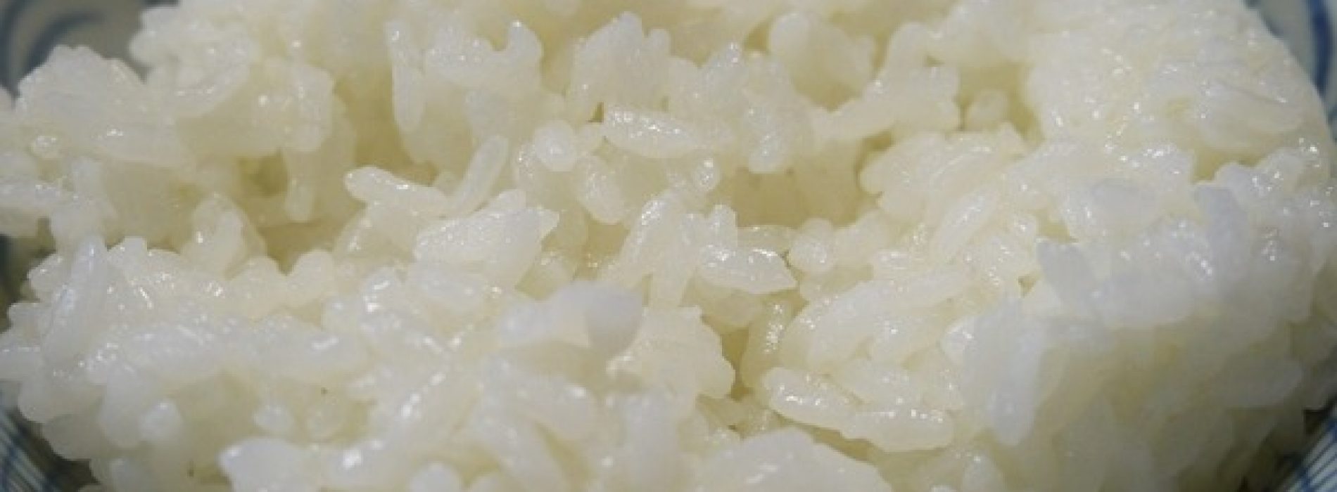 Onderzoek toont aan dat we rijst helemaal verkeerd koken