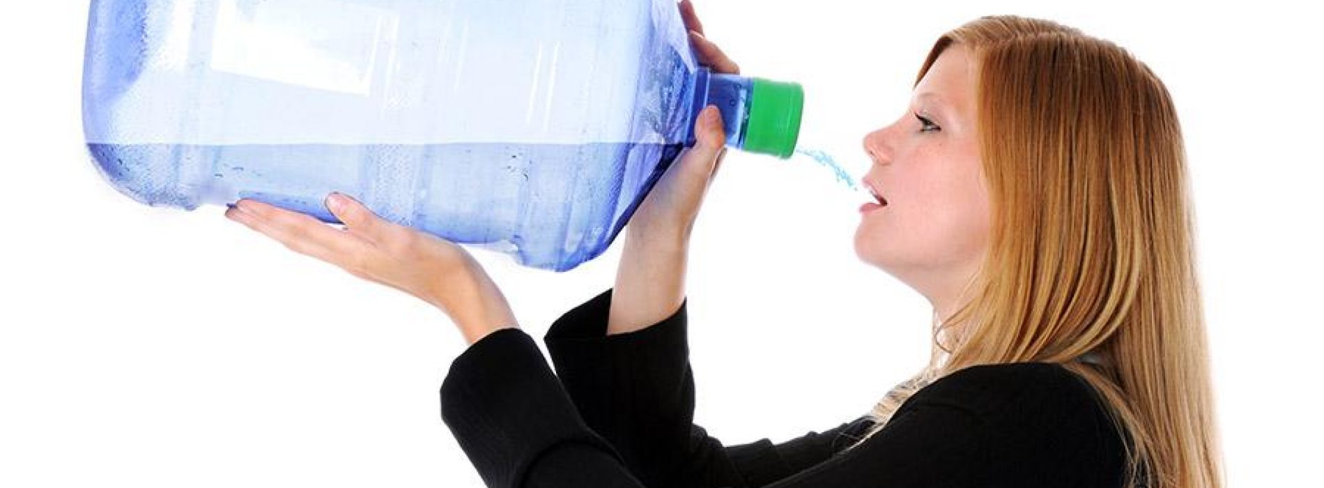 5 manieren waarop het alleen drinken van water je lichaam verandert