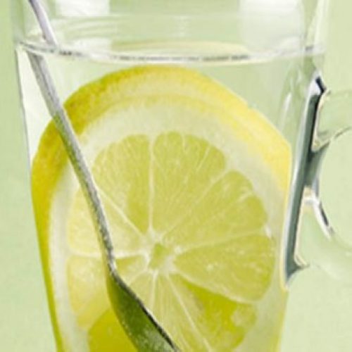 De vergissing met citroenwater die miljoenen mensen iedere ochtend maken