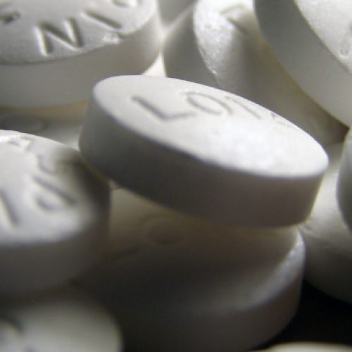 Als u aspirine zonder voedsel gebruikt, kunt u last krijgen van deze gevaarlijke bijwerking