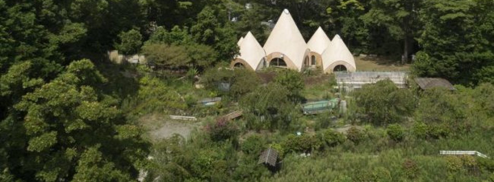 Dit Japanse boshuis is als iets uit een sprookje