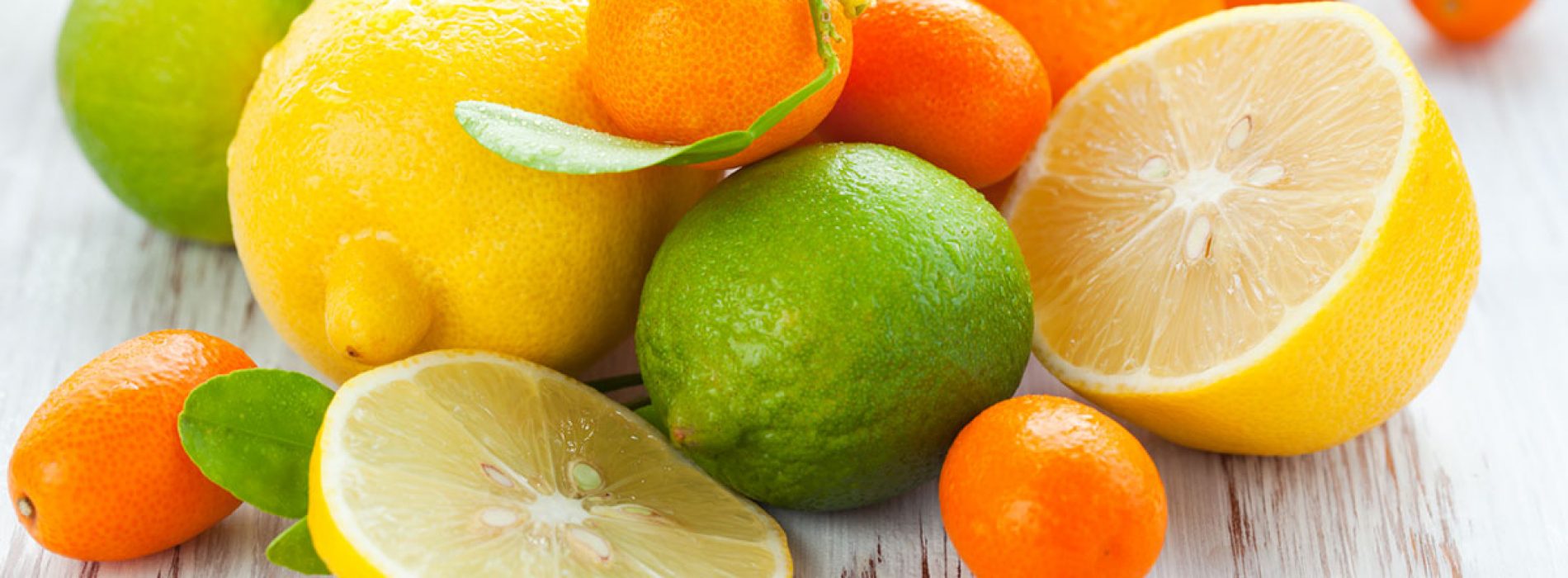 Begin met het consumeren van citrusvruchten en sta versteld van de resultaten, vooral als u tandvleesaandoeningen heeft